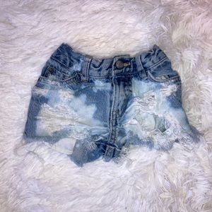 Baby short distressed shorts
